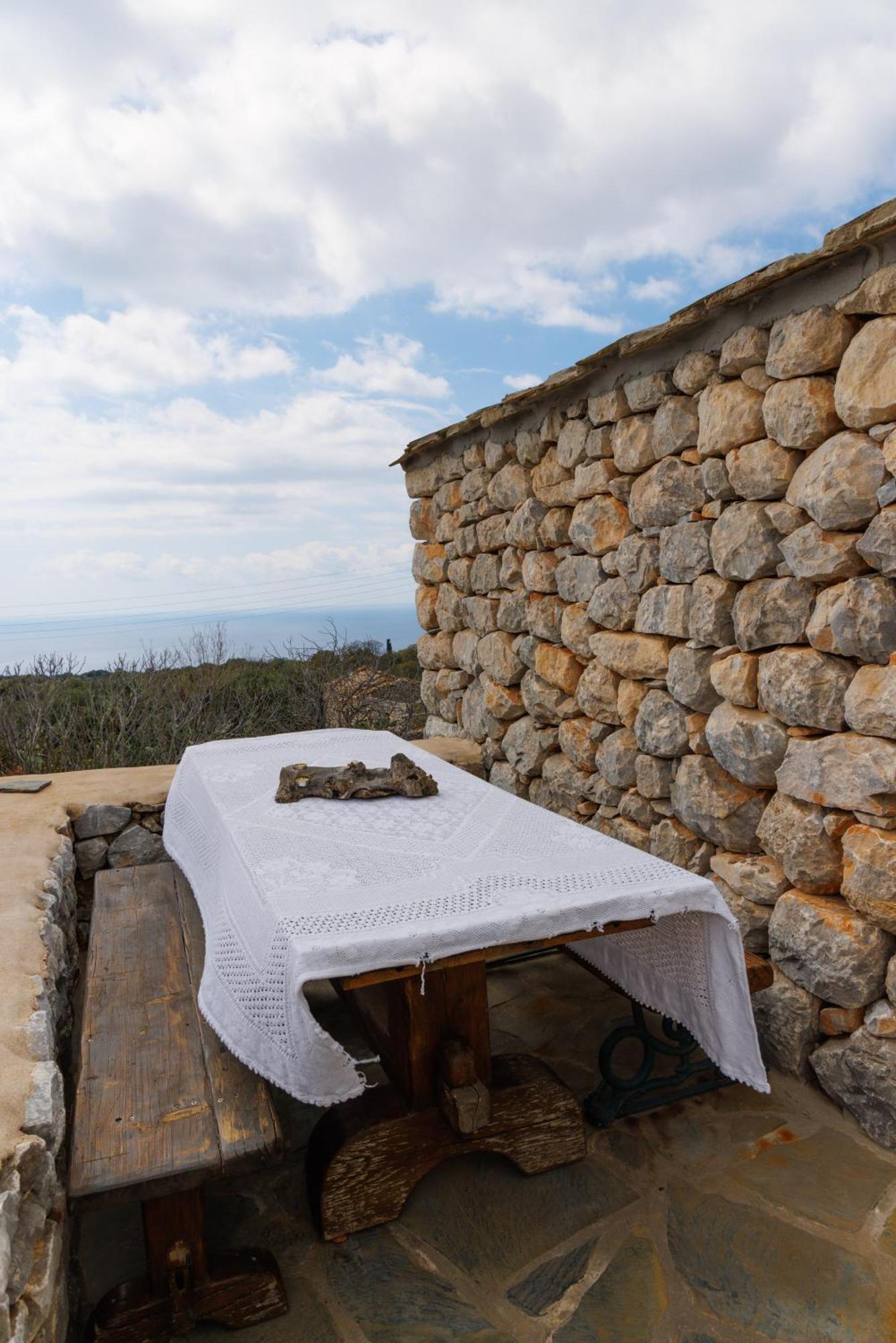 Lithos Stone Suites 에리아폴리스 객실 사진
